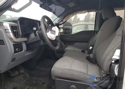 2024 Ford F250 Super Duty из США, поврежденный, VIN 1FT7W2AA0REF67034